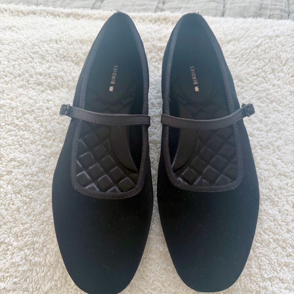 Never worn Birdies Black Velvet Mary Jane Flats with Quilted Insole